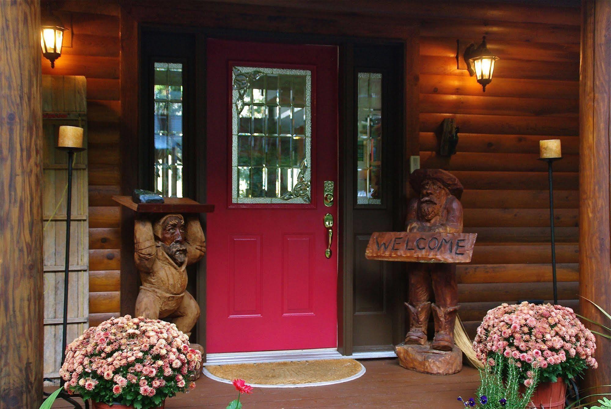 Tranquility Bay Waterfront Inn Sechelt Exterior foto