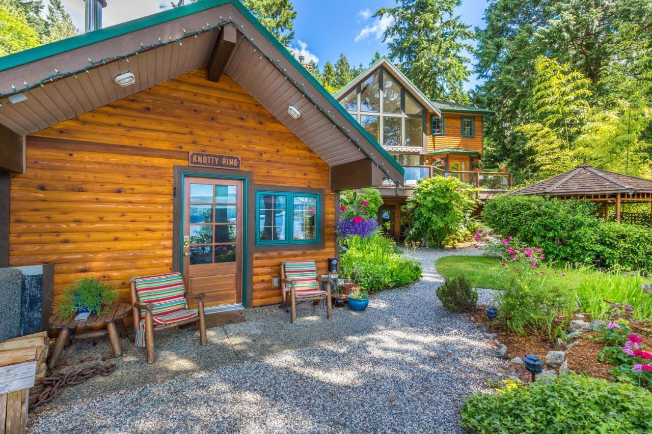 Tranquility Bay Waterfront Inn Sechelt Exterior foto